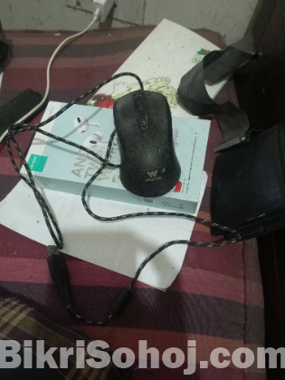 Used Walton Mouse for Sale, Good Condition